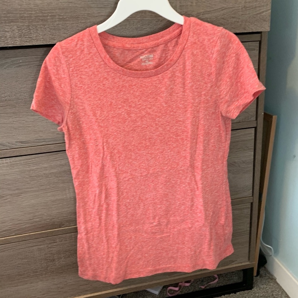 red mossimo tshirt
